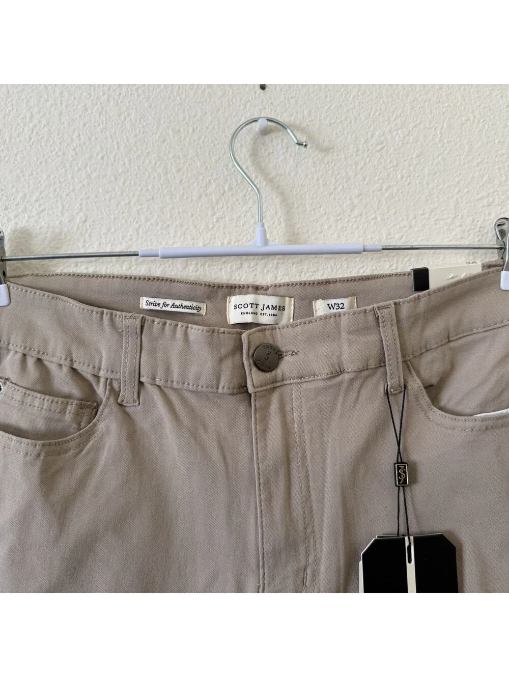 NEW Scott James Cargo Shorts Superior Stretch Size 32 Light Khaki NWT Utility